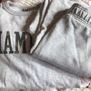 Champion army sweatshirt and sweatpants set